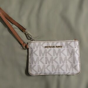 Michael Kors small wristlet